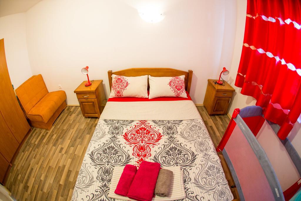 Villa Nadezda Petrovac ภายนอก รูปภาพ